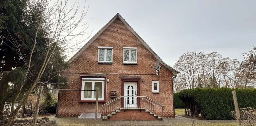 Immobilie in Lübz - In zentraler Lage mit viel Garten - Bild 1