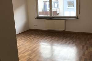 2,5 ZKB - mit EBK u. Balkon in Einbahnstraße in östlicher Südstadt – Die vollständige Adresse der Immobilie erhältst du vom Anbieter., 76137 Südstadt, Karlsruhe – Vorschaubild 4