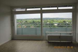 Spektakulärer Weitblick
Vermietetes 1-Zimmer-Apartment
am Elbe-Einkaufszentrum – Die vollständige Adresse der Immobilie erhältst du vom Anbieter., 22609 Osdorf, Hamburg – Vorschaubild 7