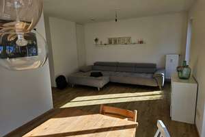 Helle möblierte 2-Zimmer-Wohnung in München-Aubing – Zwernitzerstraße 7, 81243 Aubing-Süd, München – Vorschaubild 3