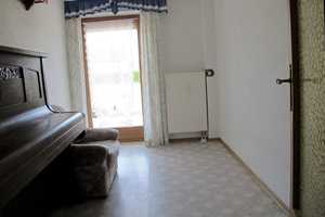 *Neu Preisanpassung*
Schönes Zweifamilienhaus mit Garage, Schuppen u. großem Garten mit Baumbestand – Altötting (Kreis) – Vorschaubild 17