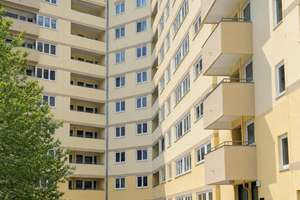 HOMESK - Eigenbedarf ausgeschlossen: Vermietete 3-Zimmer-Wohnung mit Süd-Balkon in Reinickendorf – Meller Bogen 28, 13403 Reinickendorf (Ortsteil), Berlin – Vorschaubild 39