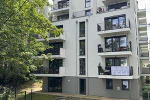 Ankommen & wohlfühlen: Sonnige, möblierte Dachterrassenwohnung