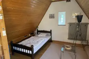 Stilvolle, gepflegte 1-Zimmer-Dachgeschoss WG- Zimmer in München Forstenried – Rueppstraße 8, 81476 München – Vorschaubild 1