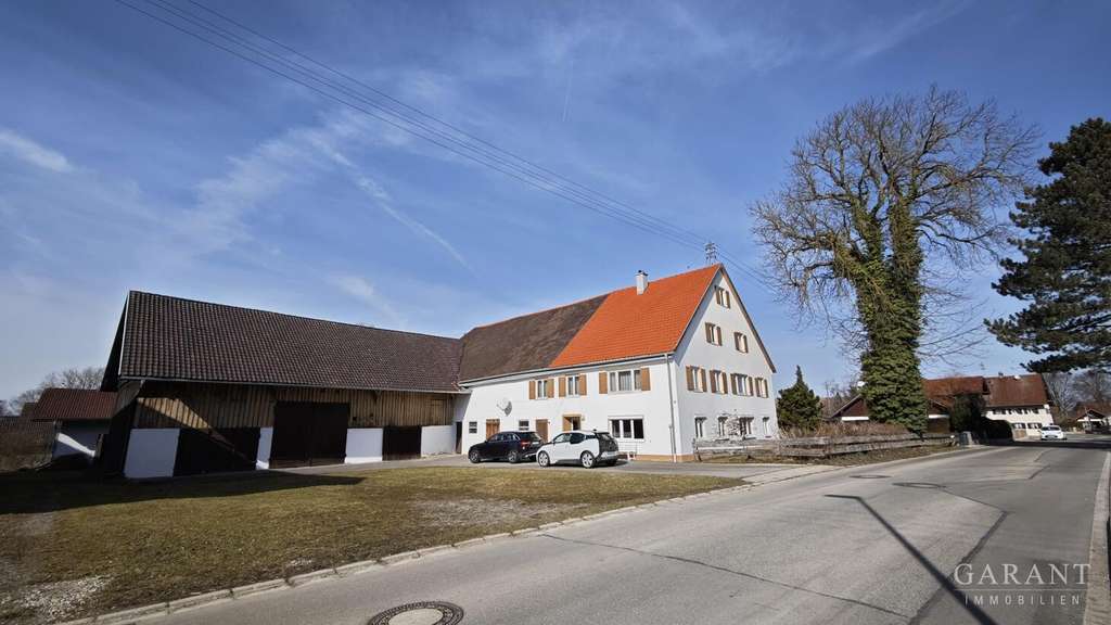 Immobilie in Oberostendorf - Ein Ort voller Möglichkeiten - Ihr neues Zuhause mit Charakter und Zukunft - Bild 1