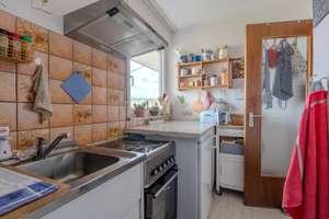 Exklusives Angebot für Kapitalanleger: Vermietete Dachgeschosswohnung mit Balkon & Stellplatz – Die vollständige Adresse der Immobilie erhältst du vom Anbieter., 72766 Sondelfingen, Reutlingen – Vorschaubild 4