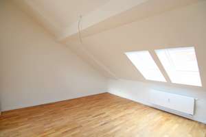 Traumlage Lottumstraße: Elegantes Komfort-DG mit Terrassen im Erstbezug! – Die vollständige Adresse der Immobilie erhältst du vom Anbieter., 10119 Prenzlauer Berg, Berlin – Vorschaubild 8
