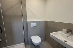 Kernsanierte 2,5-Zimmer-Gartenwohnung mit 150 m² Privatgarten in Düsseldorf-Oberbilk – Höhenstraße 78, 40227 Oberbilk, Düsseldorf – Vorschaubild 2