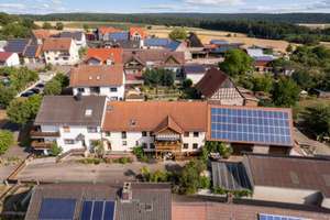 Therapiezentrum? Mehrgenerationenhaus? Autarkes Leben?  – Die vollständige Adresse der Immobilie erhältst du vom Anbieter., 96157 Ebrach – Vorschaubild 4