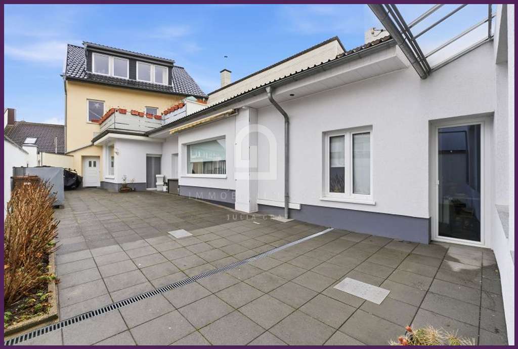 Immobilie in Elsdorf - Wohnen & Vermieten – besonderes Ensemble mit Garten, Garage & Perspektive - Bild 2