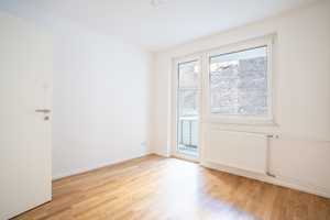 Erstbezug nach umfassender Renovierung - 2-Zimmer mit Balkon | WG-geeignet  – Moselstraße 74, 50674 Köln – Vorschaubild 8