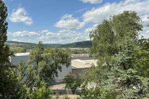 Property thumbnail 11