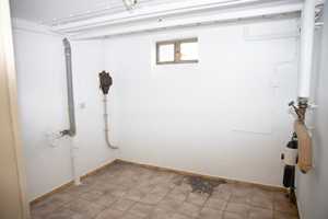 Charmantes Reihenmittelhaus in Nürnberg-Großgründlach: Einbauküche, Garage, ruhige Lage. – Bad Brückenauer Straße 24b, 90427 Nürnberg – Vorschaubild 29