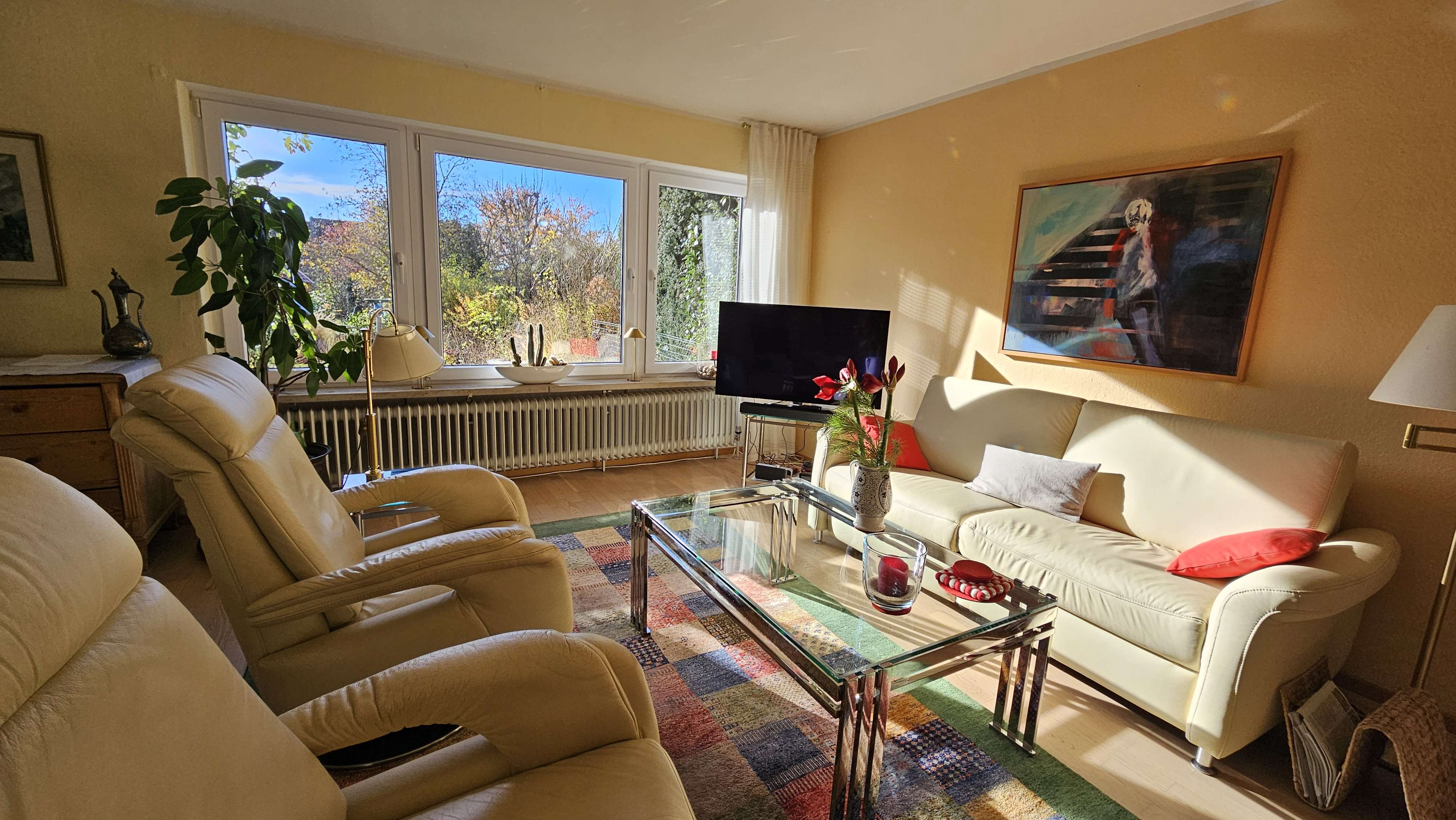 Immobilie in Grafrath - Generationen- oder Familienhaus - Energetisch gut gerüstet, neuewertige EBK, Kaminofen, Wärmepumpe.. - Bild 4