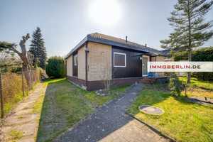 IMMOBERLIN.DE - Attraktiver Bungalow mit Wintergarten & Garage in ländlicher Lage vor den Toren Berl – Barnim (Kreis) – Vorschaubild 3