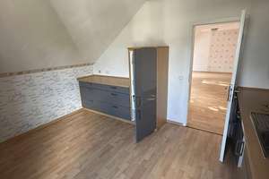 2,5 Zimmer Dachgeschoss-Wohnung in Krefeld-Fischeln - Küche inklusive – Die vollständige Adresse der Immobilie erhältst du vom Anbieter., 47807 Fischeln, Krefeld – Vorschaubild 10