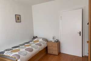 Freundliche und sanierte 3-Raum-EG-Wohnung mit Balkon und Einbauküche in Wolfsburg – Siemensstraße 44, 38440 Wolfsburg – Vorschaubild 13