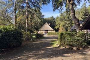 Historisches Fachwerkanwesen in ruhiger Lage mit Nebengebäude und Ausbaureserve KEIN DENKMALSCHUTZ – Die vollständige Adresse der Immobilie erhältst du vom Anbieter., 27726 Worpswede – Vorschaubild 2