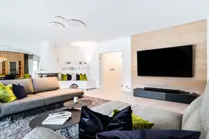 Exklusives Anwesen mit ca. 4.000m² Traumgrundstück in Bestlage von Rohrdorf – Rosenheim (Kreis) – Vorschaubild 17