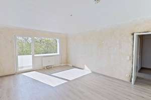 SELBST RENOVIEREN UND SPAREN: Große 4-Zimmer-Wohnung mit BALKON und viel Lichteinfall – 48159 Kinderhaus-West, Münster – Vorschaubild 2