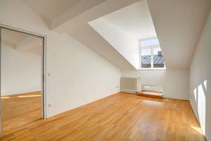 Lichtfülle unter dem Dach: Reizende 2-Zimmer-Wohnung mit Panorama-Terrasse – Die vollständige Adresse der Immobilie erhältst du vom Anbieter., 80469 Glockenbach, München – Vorschaubild 5