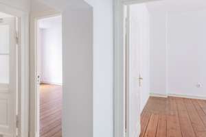 Ruhig gelegene Altbauwohnung mit Balkon im Helmholtzkiez – 10437 Prenzlauer Berg, Berlin – Vorschaubild 5