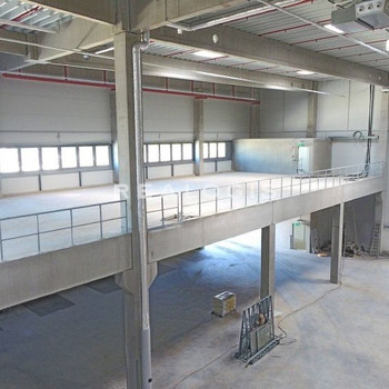 Hochwertiges Neubauobjekt, ca. 4.000 m² Hallen-/Bürofläche zu vermieten - hälftig teilbar