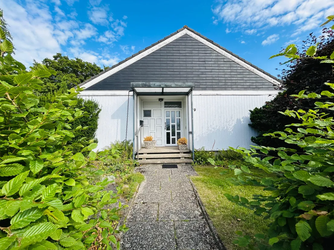 Idyllisch wohnen... Ihr Bungalow in grüner Ruhelage von Salzgitter- Bad – Hausansicht