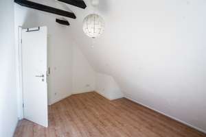 Köln-Sürth*EFH*exklusives Privatensemble in Bestlage*196 qm WFL*Garten*Garage* – 50999 Sürth, Köln – Vorschaubild 27