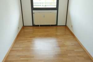 Gepflegte 3-Zimmer-Wohnung mit 2 Balkonen in München-Hadern – Die vollständige Adresse der Immobilie erhältst du vom Anbieter., 81375 Neuhadern, München – Vorschaubild 8