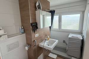 Helle 2-Zimmer-Wohnung mit Traumausblick -  voll möbliert  in Stuttgart – Fasanenhofstr. 6, 70565 Fasanenhof, Stuttgart – Vorschaubild 5