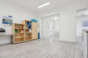 Großzügige 5-Zimmer-Wohnung mit genehmigte Umnutzung zu Wohnraum in zentraler Lage von Münster – 48151 Josef, Münster – Vorschaubild 7