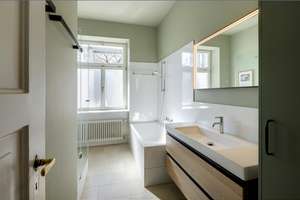 Möbliert: Wunderschön gestaltete Altbauwohnung im Herzen Haidhausens – Die vollständige Adresse der Immobilie erhältst du vom Anbieter., 81667 Haidhausen Nord, München – Vorschaubild 9