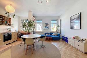Ein einzigartiges Potenzial: 2-Zimmer-Wohnung mit ausbaufähigem Dachgeschoss
