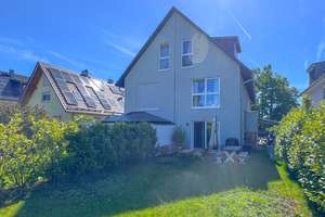 Solln: Moderne Doppelhaushälfte mit schönem Westgarten und Carport – Die vollständige Adresse der Immobilie erhältst du vom Anbieter., 81477 Obersendling, München – Vorschaubild 2