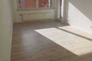 Helle 3,5-Zi.-Wohnung, EBK, Balkon, in Wolfsburg, Detmerode zu vermieten – Theodor-Heuss-Straße 2x, 38444 Wolfsburg – Vorschaubild 5