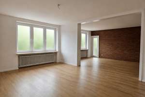 220 m² große 6-Zimmer-Wohnung mit Terrasse und Einbauküche in zentraler Lage – Die vollständige Adresse der Immobilie erhältst du vom Anbieter., 29633 Munster – Vorschaubild 2