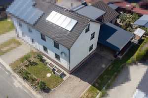 Charmante Doppelhaushälfte mit Garten und Carport in ruhiger Lage von Schnaittenbach – Amberg-Sulzbach (Kreis) – Vorschaubild 2