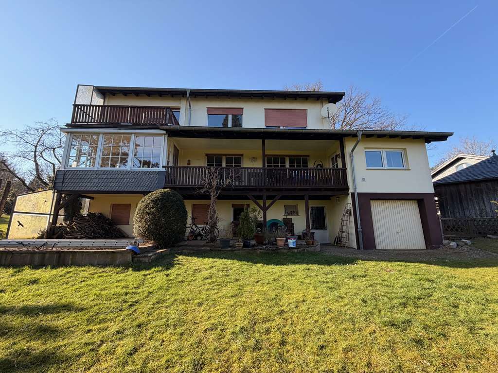 Immobilie in Engelskirchen - ZWEIFAMILIENHAUS mit  großem Garten, Garage, Stellplatz im Grünen inkl. Blockheizkraftwerk - Bild 0