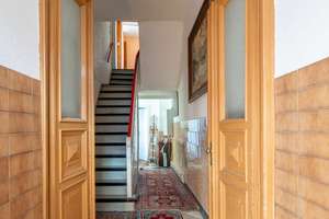 Leerstehendes Mehrfamilienhaus zur Revitalisierung – Die vollständige Adresse der Immobilie erhältst du vom Anbieter., 47798 Stadtmitte, Krefeld – Vorschaubild 3