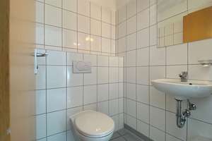 SOFORT BEZUGSFREIES RMH MIT EBK, TERRASSE UND TG-STELLPLATZ AM GALGENBERG – Die vollständige Adresse der Immobilie erhältst du vom Anbieter., 89077 Weststadt, Ulm – Vorschaubild 17