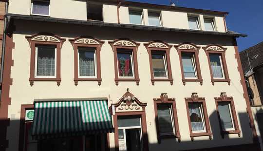 Bild von Gelegenheit in Ffm Höchst interessanterAltbau zum Renovieren und Selbstbezug Freunde aufpasse