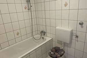Renovierte 3-Zimmer-Wohnung mit Nutzung des Gemeinschaftsgartens zu vermieten – Hofstr. 12, 46149 Buschhausen, Oberhausen – Vorschaubild 14