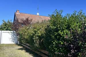 DHH in Höchstadt an der Aisch in begehrter und ruhiger Lage – Die vollständige Adresse der Immobilie erhältst du vom Anbieter., 91315 Höchstadt an der Aisch – Vorschaubild 2