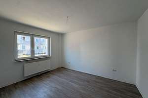Ihr Wohlfühlort erwartet Sie: Entdecken Sie diese schöne 2,5-Zimmer-Wohnung im Erdgeschoss mit Balko – Heibauerfeld 6, 45327 Katernberg, Essen – Vorschaubild 3