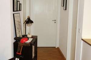 Living Circle / Flingern -  moderne 2 Zimmer Wohnung mit Fußbodenheizung u. Balkon, EBK käuflich – Luise-Rainer-Straße 3d, 40235 Flingern Nord, Düsseldorf – Vorschaubild 14