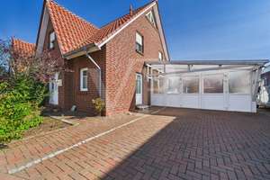 Jeden Tag eine schöne Aussicht - Gepflegte Doppelhaushälfte mit Garage in toller Lage – Die vollständige Adresse der Immobilie erhältst du vom Anbieter., 26723 Larrelt, Emden – Vorschaubild 2