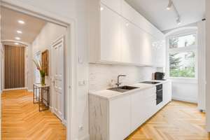 Bezugsfertige, hochwertig sanierte 5-Zimmer-Wohnung mit Loggia für hohe Ansprüche – Die vollständige Adresse der Immobilie erhältst du vom Anbieter., 12159 Friedenau, Berlin – Vorschaubild 5