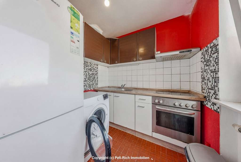 Immobilie in Karlsruhe - SMART INVEST: Vermietete 1-Zimmer-Wohnung mit Balkon, Garage und Kellerabteil in Karlsruhe-Neureut - Bild 2