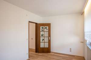 Renoviertes Einfamilienhaus in sonniger Hanglage von Nürtingen-Neckarhausen – Die vollständige Adresse der Immobilie erhältst du vom Anbieter., 72622 Nürtingen – Vorschaubild 18